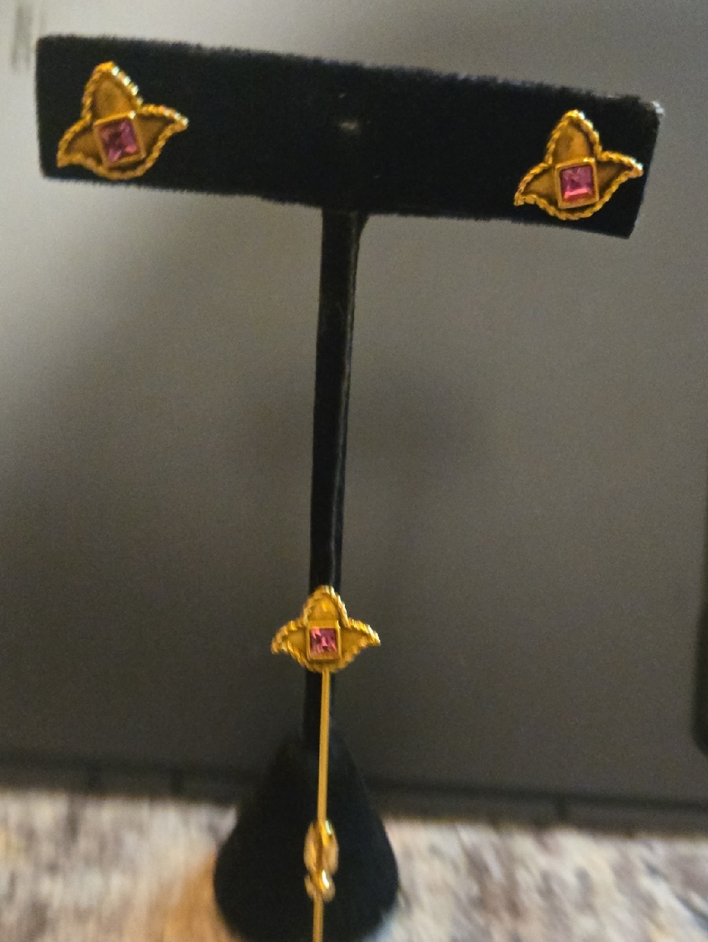 Vintage Gorgeous 585 14k  Pink Topaz Fleur De Lis Look Earrings & Stick Pin Set
